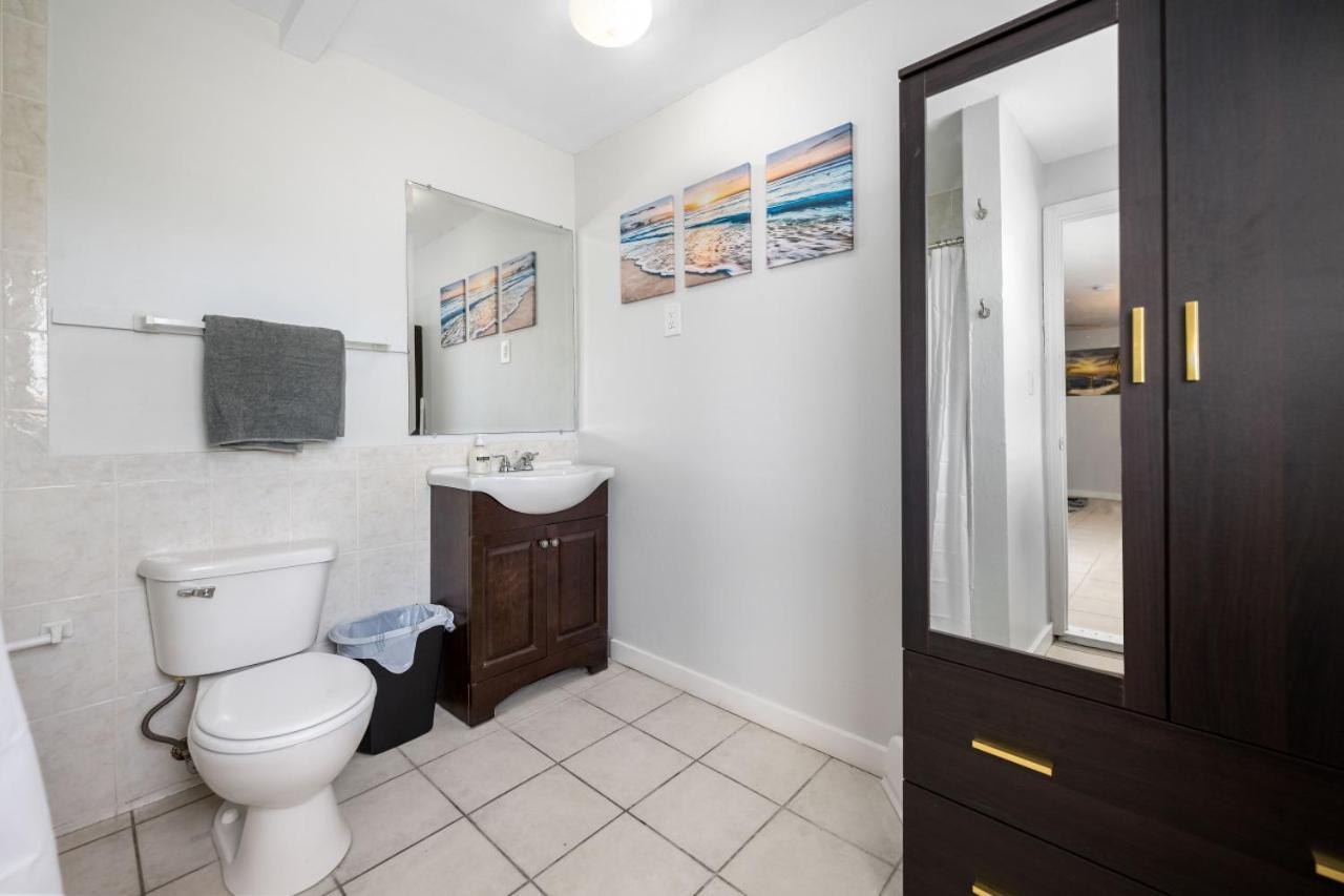 פורט מאיירס 2 Bed Cottage With Pool, Close To Beach! Bbq Grills & Patio מראה חיצוני תמונה