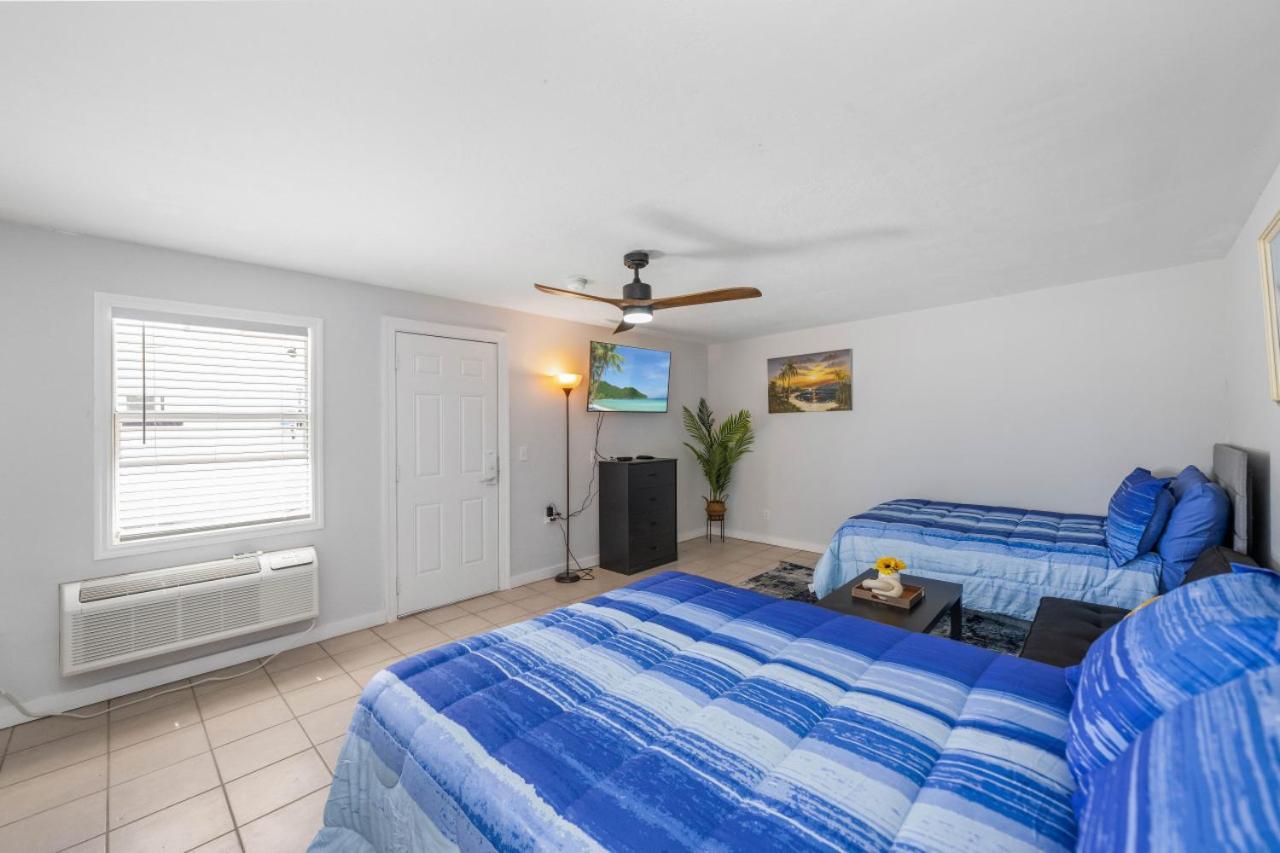 פורט מאיירס 2 Bed Cottage With Pool, Close To Beach! Bbq Grills & Patio מראה חיצוני תמונה